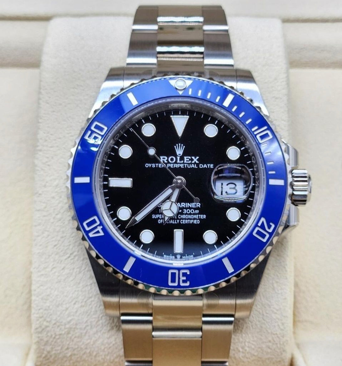 UNWORN 2024 Rolex 126619 White Gold Submariner Date 'Blueberry' 126619