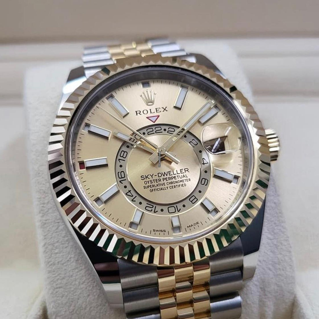 Rolex Sky-Dweller NEW 2023 Sky-Dweller CHAMPAGNE Jubilee