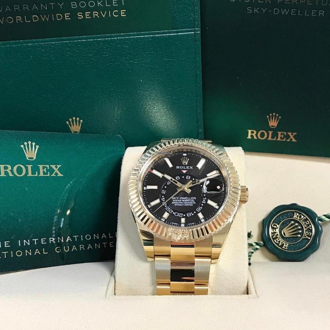 Rolex Sky-Dweller NEW 2023 Sky-Dweller 326938