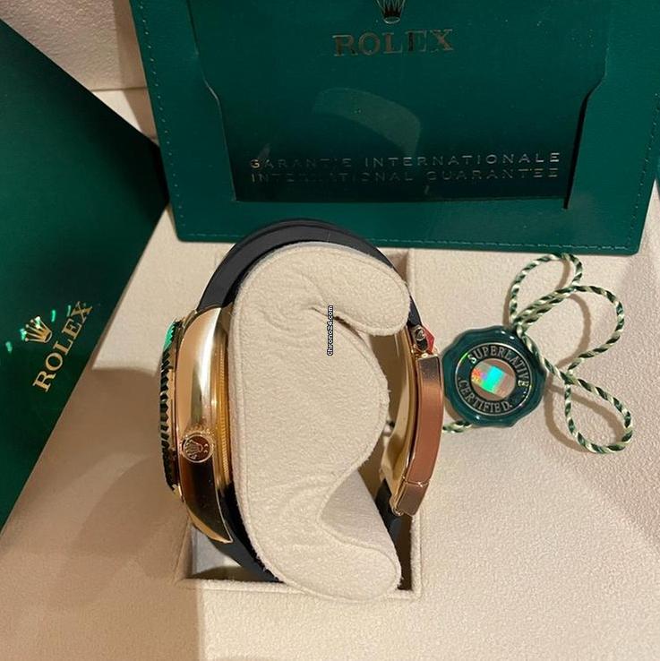 Rolex Sky-Dweller NEW 2022 Sky-Dweller 18KT Gold 326238