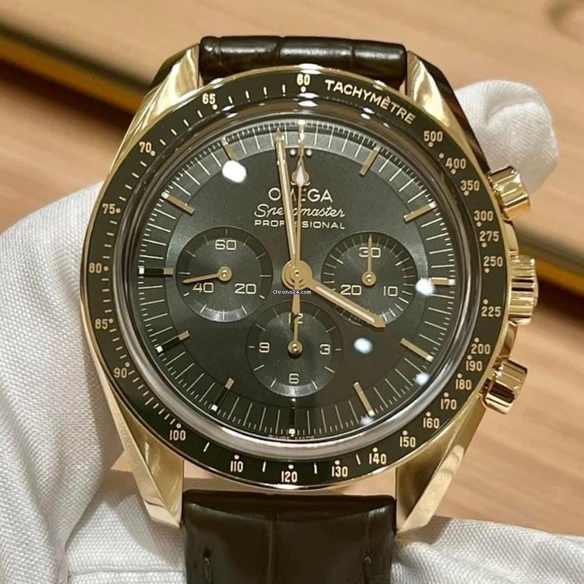 Moonwatch gold outlet