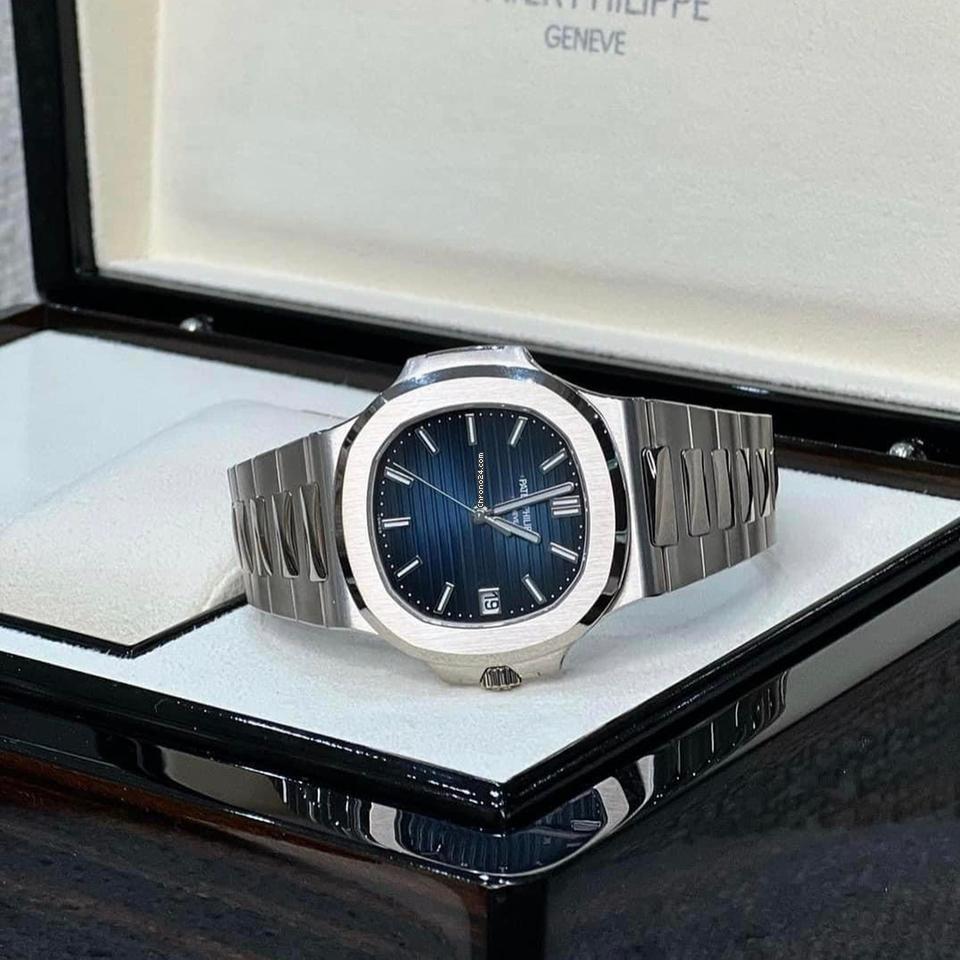 Patek Philippe Nautilus NEW 2023 Nautilus 5811/1G