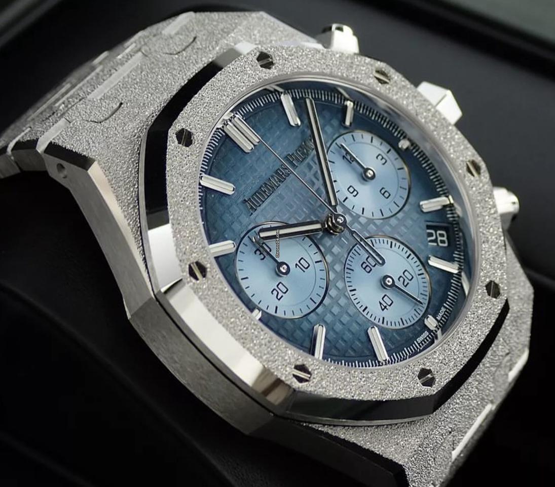 Audemars Piguet Royal Oak Chronograph NEW 2024 Royal Oak Selfwinding Chronograph FROSTED WHITE GOLD 26240BC