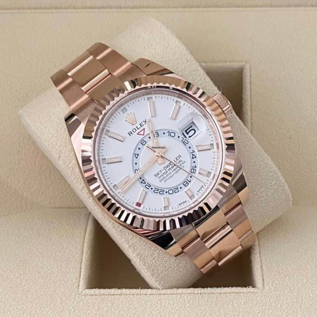 Rolex Sky-Dweller NEW 2024 Sky-Dweller 18KT Everose Gold White Dial