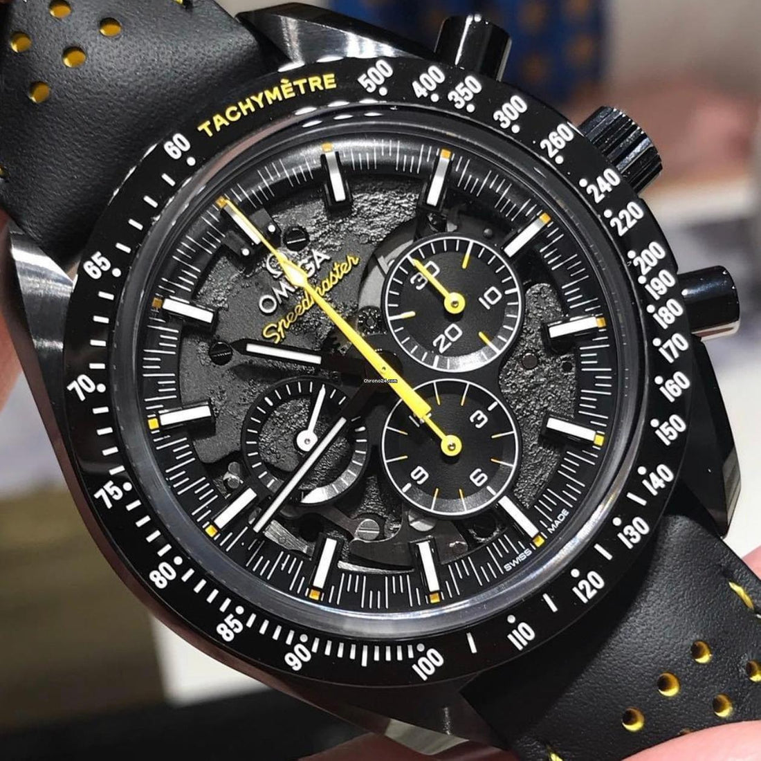 Omega Speedmaster NEW 2023 Speedmaster Dark Side Of The Moon Apollo 8
