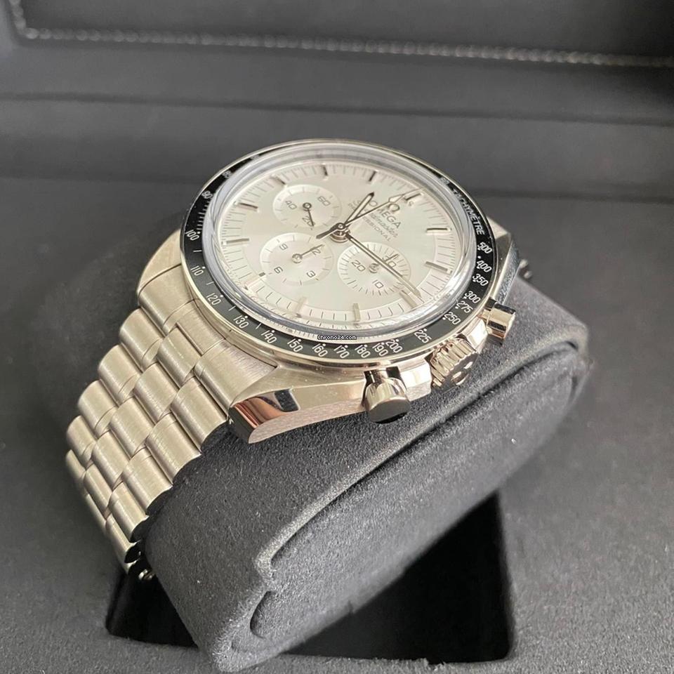Omega Speedmaster Professional Moonwatch NEW 2024 Speedmaster Moonwatch Canopus Gold Co-Axial Master Chronometer