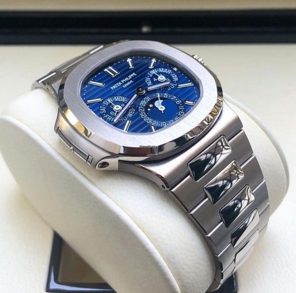 Patek Philippe Nautilus NEW Nautilus Perpetual Calendar 5740/1G