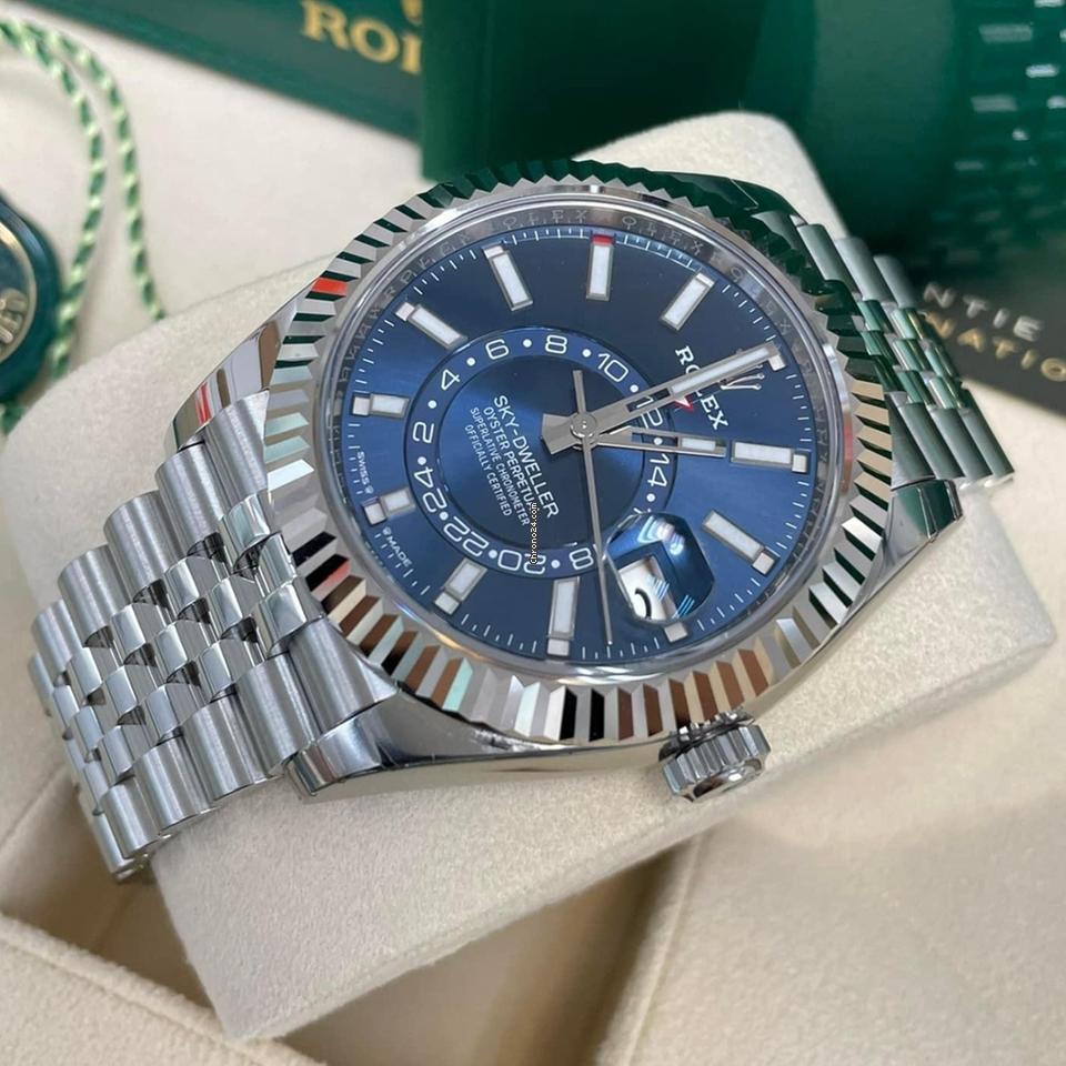 Rolex Sky-Dweller NEW 2024 Sky-Dweller Bright Blue Dial Jubilee 336934
