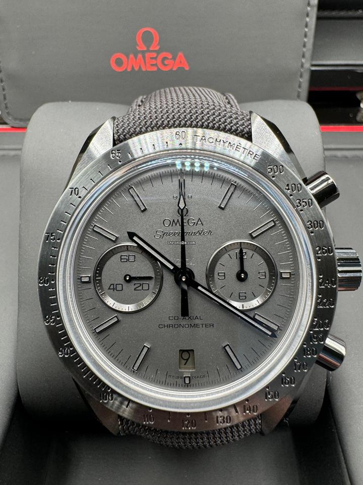 Omega Speedmaster NEW 2024 Speedmaster 'BLACK BLACK' Dark Side Of The Moon Moonwatch