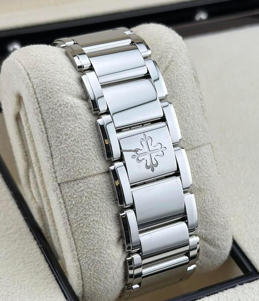 Patek Philippe Twenty~4 NEW Twenty~4 GREEN DIAL 4910/1200A