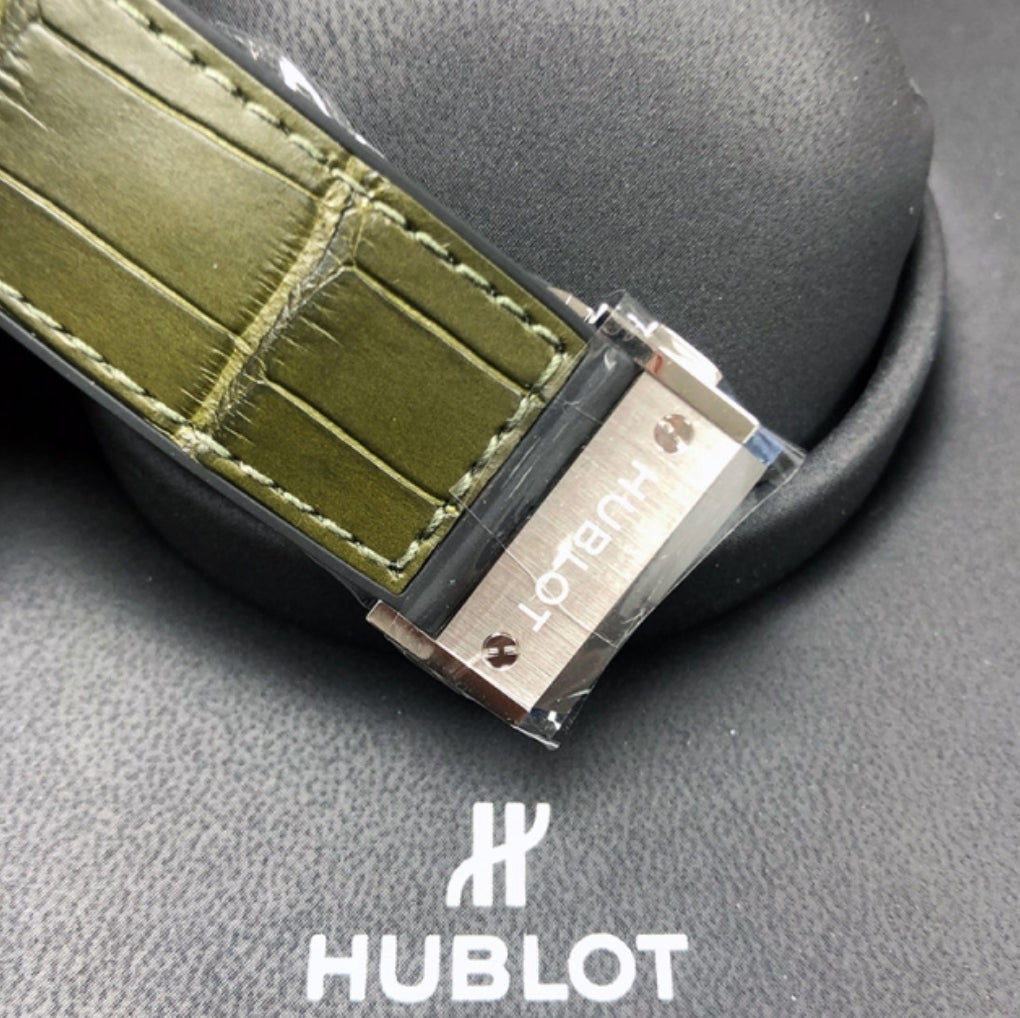 Hublot Classic Fusion 45mm Green Dial 11.NX.8970.LR