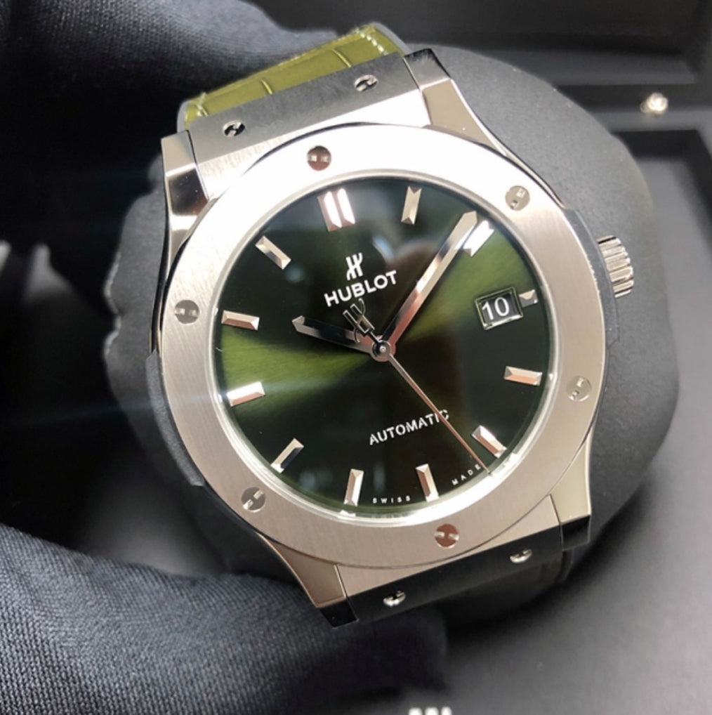 Hublot Classic Fusion 45mm Green Dial 11.NX.8970.LR